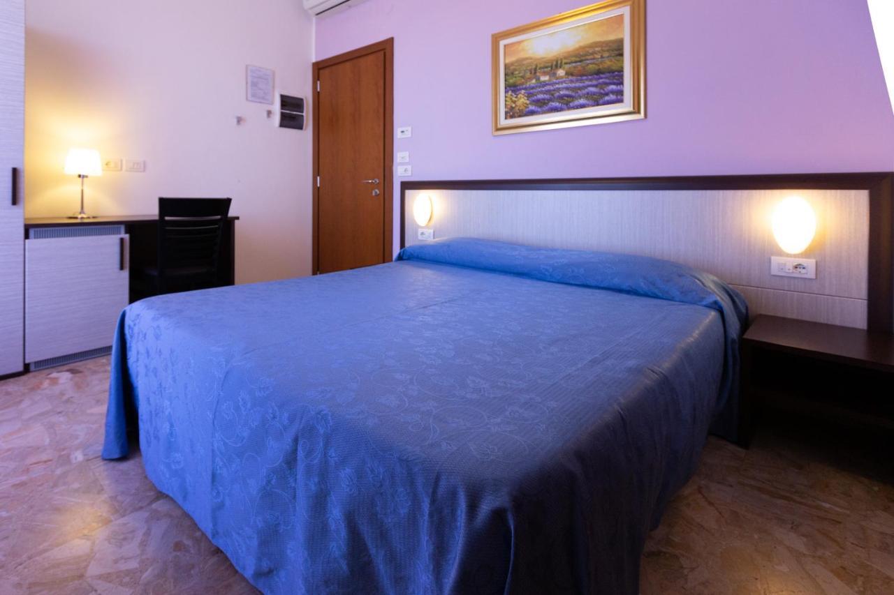 Hotel Belvedere Porto SantʼElpidio Exterior foto