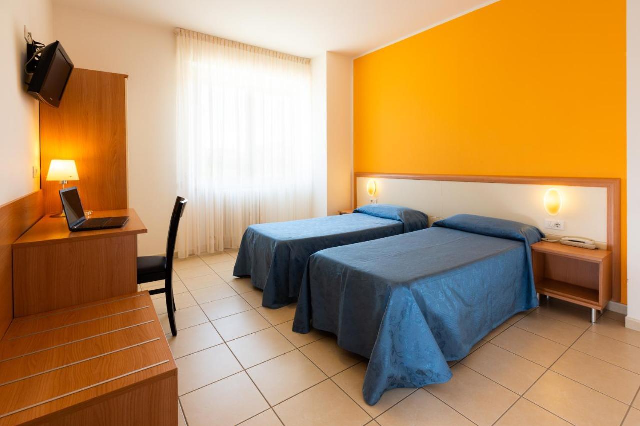Hotel Belvedere Porto SantʼElpidio Exterior foto